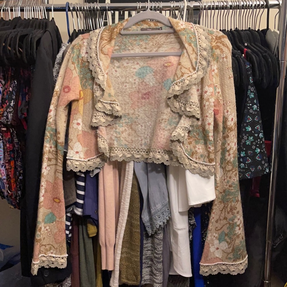 Gorgeous floral sweater.